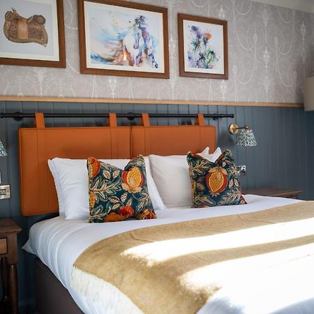 Ely Hotel By Chef & Brewer Collection Camberley Esterno foto
