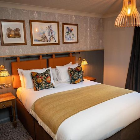 Ely Hotel By Chef & Brewer Collection Camberley Esterno foto