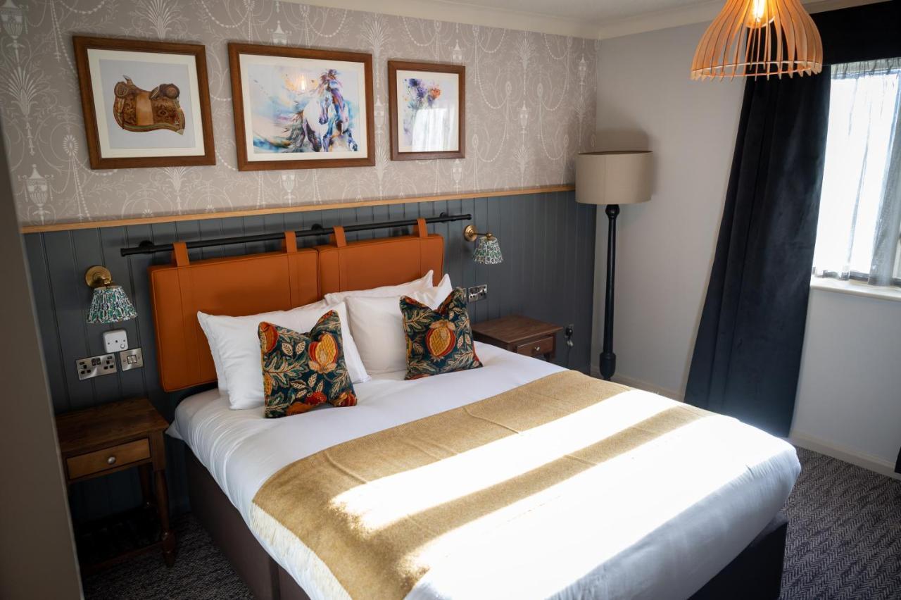 Ely Hotel By Chef & Brewer Collection Camberley Esterno foto