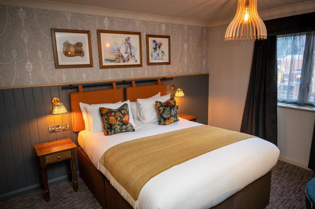 Ely Hotel By Chef & Brewer Collection Camberley Esterno foto