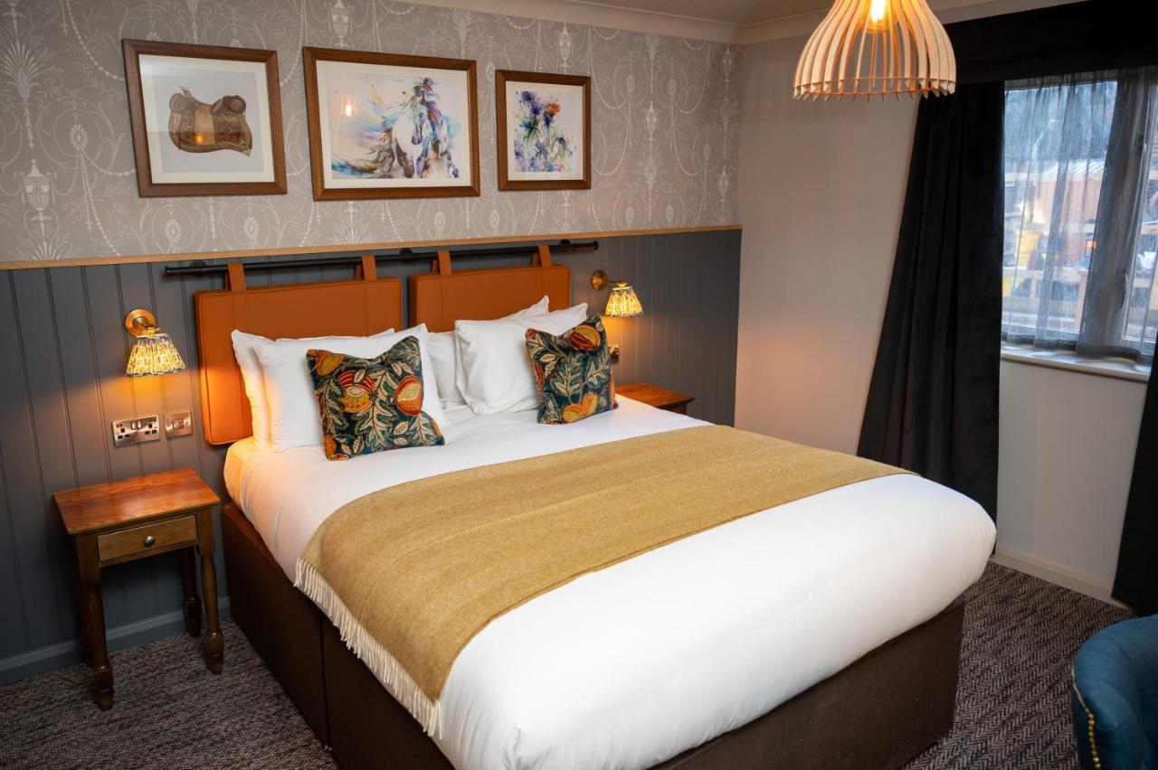 Ely Hotel By Chef & Brewer Collection Camberley Esterno foto