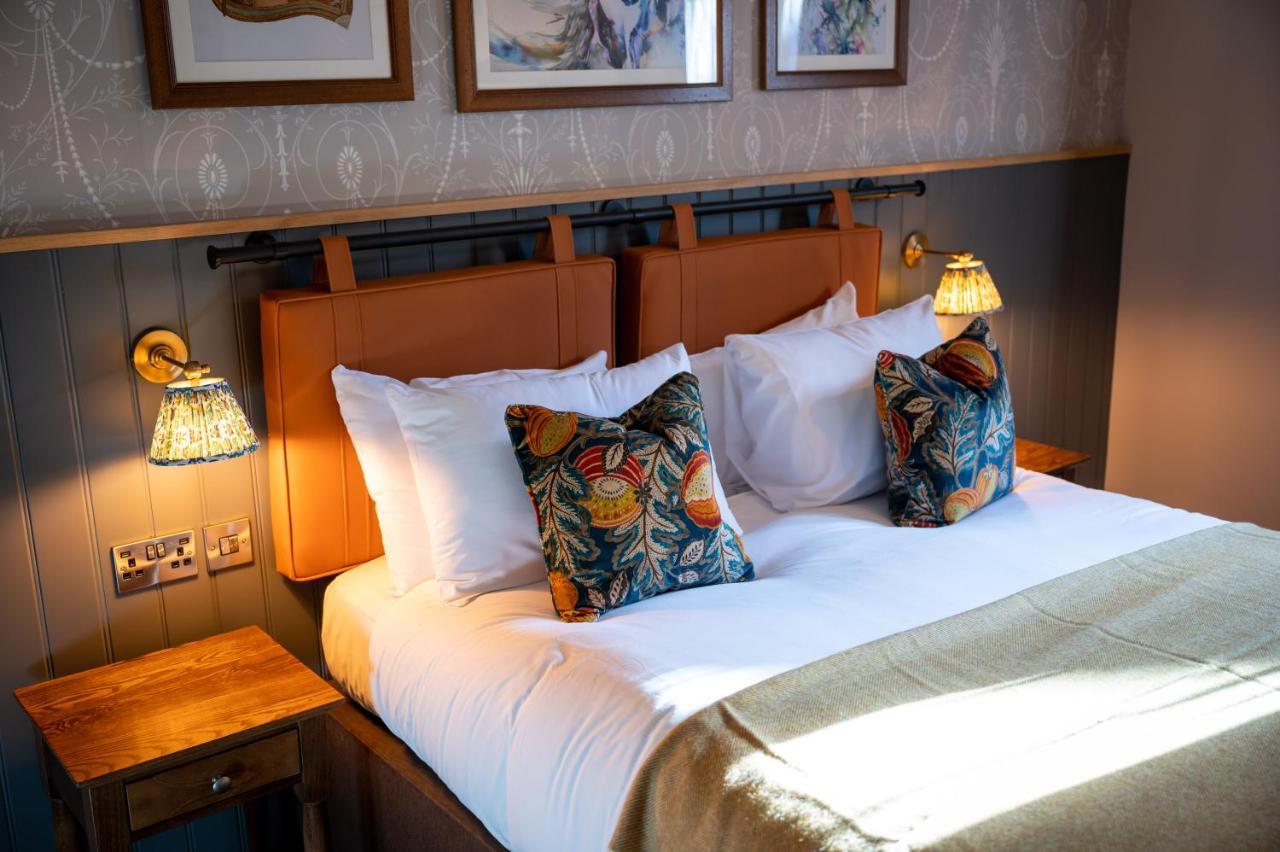 Ely Hotel By Chef & Brewer Collection Camberley Esterno foto