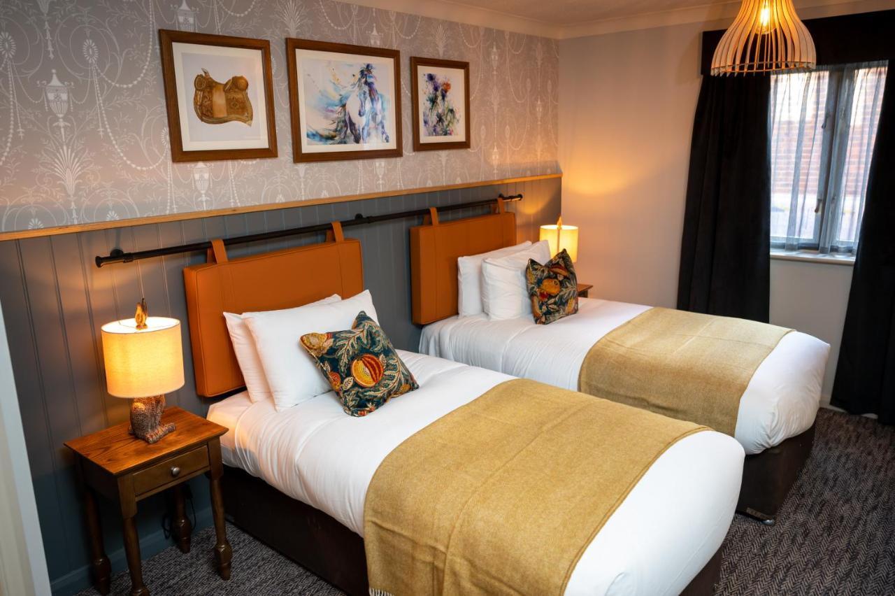 Ely Hotel By Chef & Brewer Collection Camberley Esterno foto