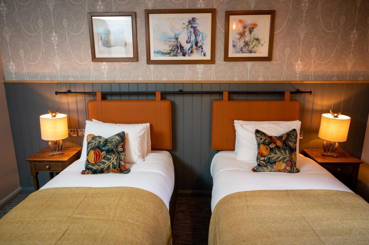 Ely Hotel By Chef & Brewer Collection Camberley Esterno foto