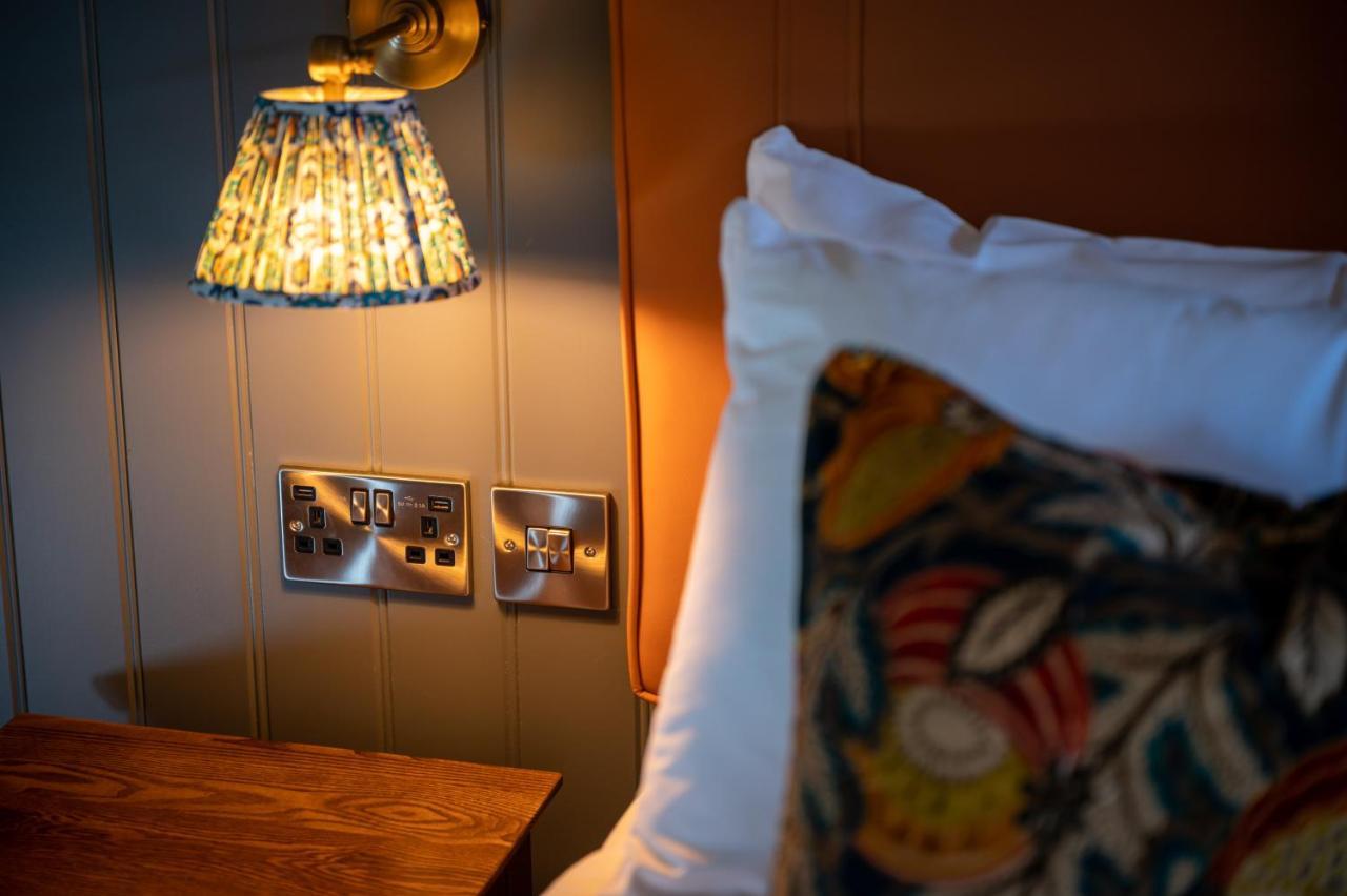 Ely Hotel By Chef & Brewer Collection Camberley Esterno foto