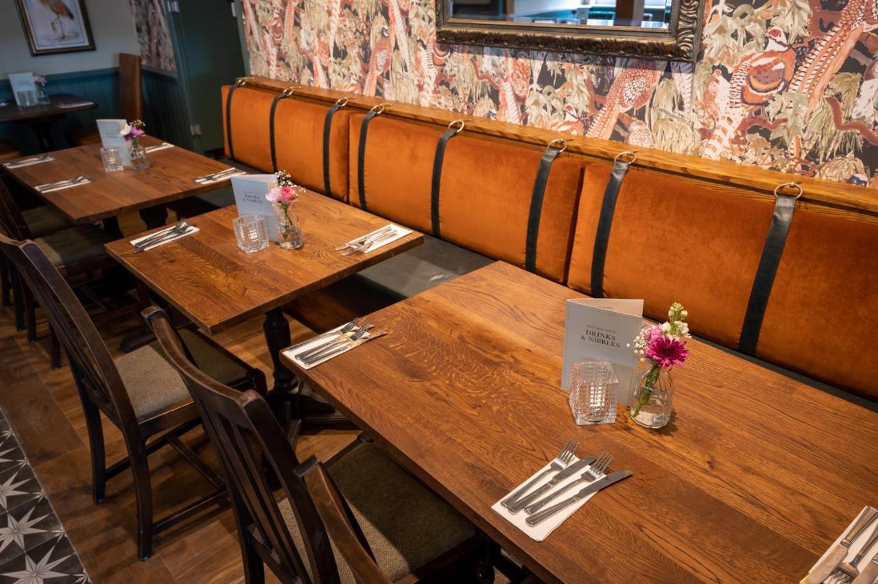 Ely Hotel By Chef & Brewer Collection Camberley Esterno foto