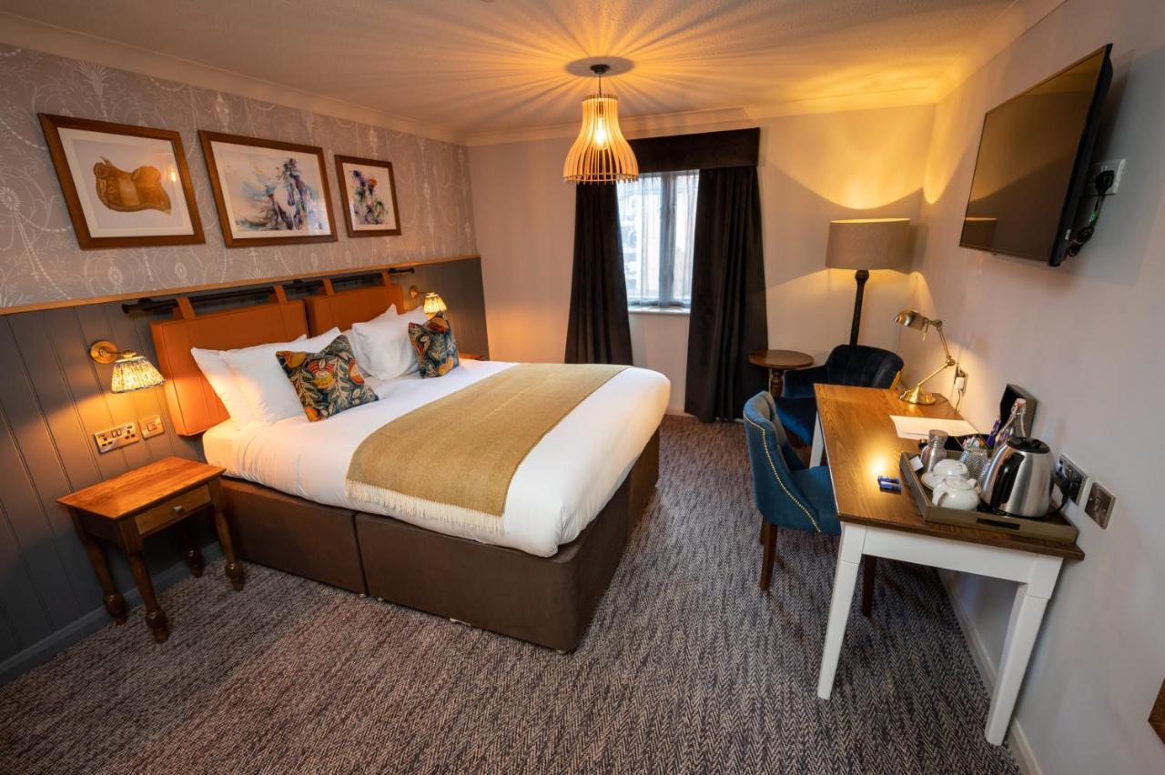 Ely Hotel By Chef & Brewer Collection Camberley Esterno foto
