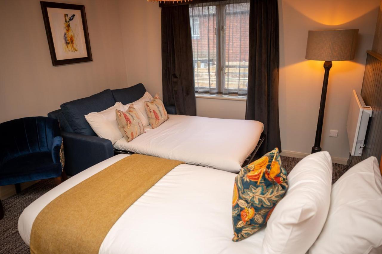 Ely Hotel By Chef & Brewer Collection Camberley Esterno foto