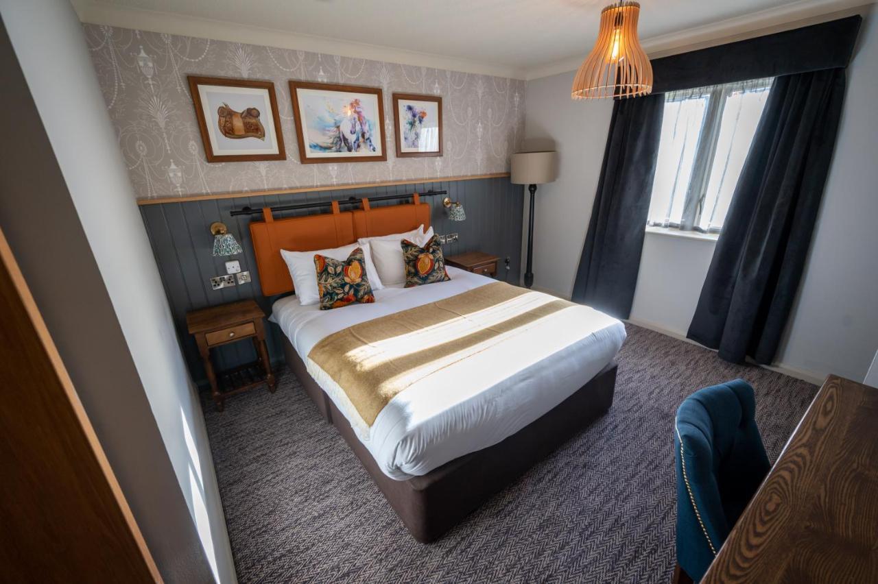 Ely Hotel By Chef & Brewer Collection Camberley Esterno foto