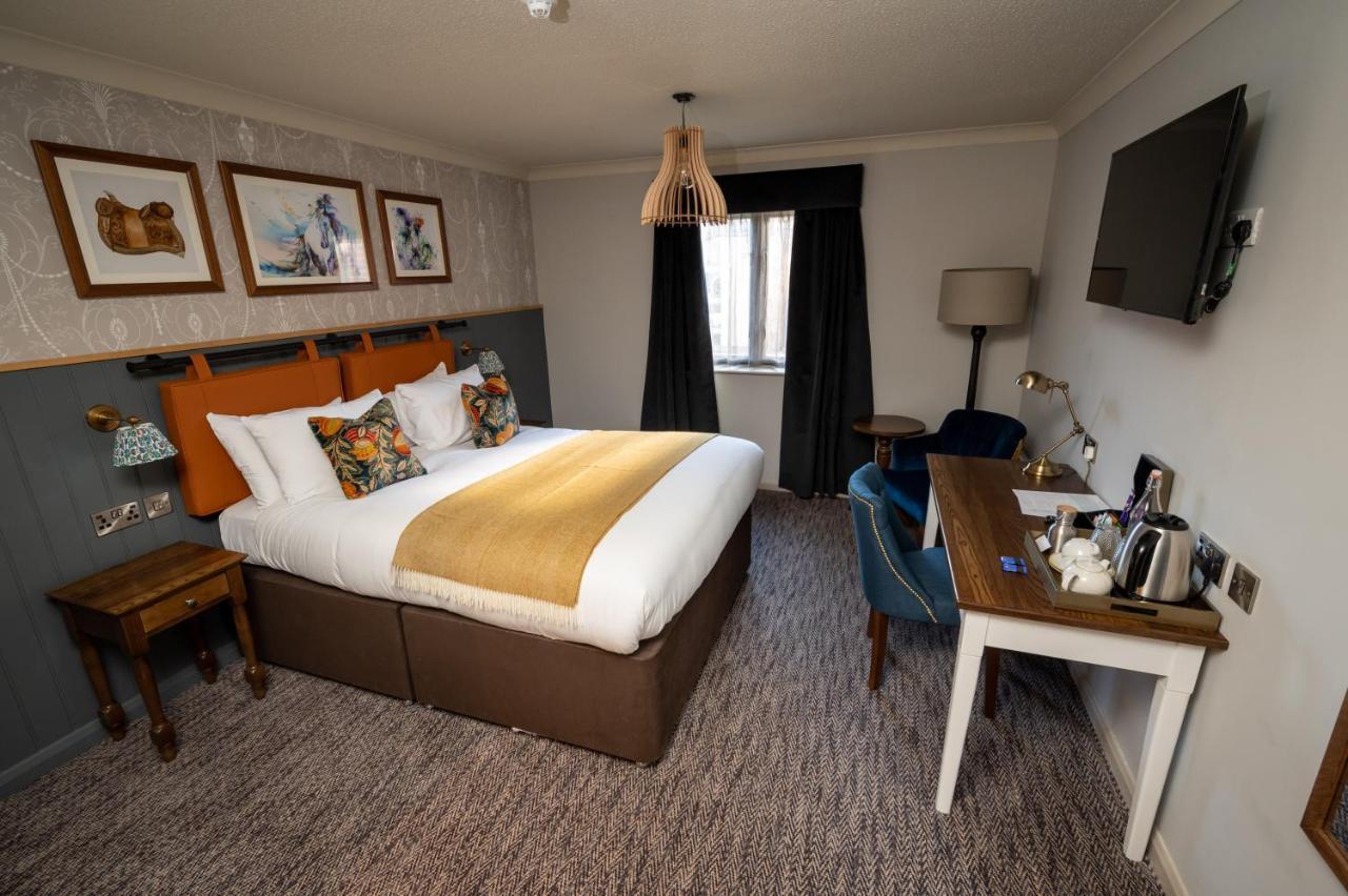 Ely Hotel By Chef & Brewer Collection Camberley Esterno foto